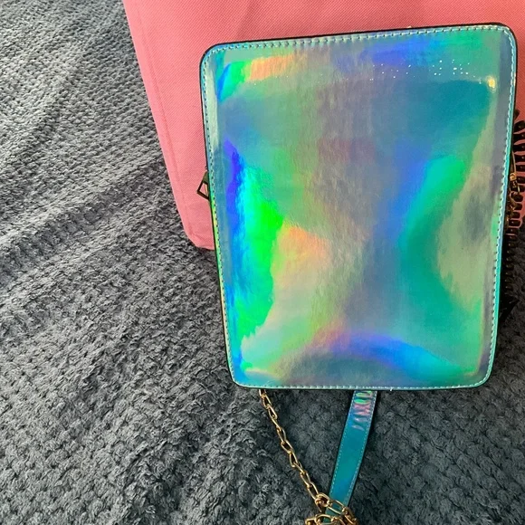 Novelty Telephone Purse with working handset - Picture 2 of 3